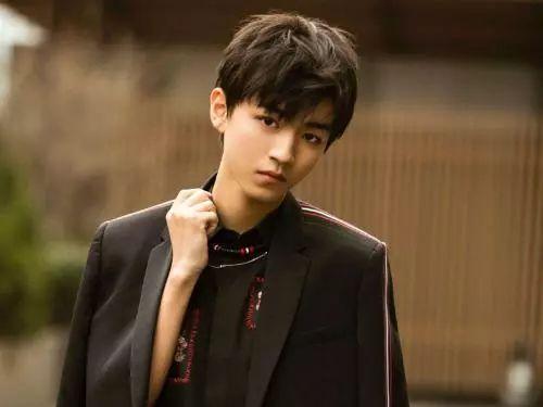 王源伯克利好友爆料视频,校园生活趣事大曝光！  第3张